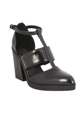 Berta Strap Chunky Heel by Chelsea Crew