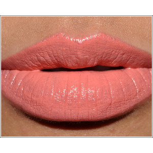 POUT Matte Lipstick - Peachy Cream